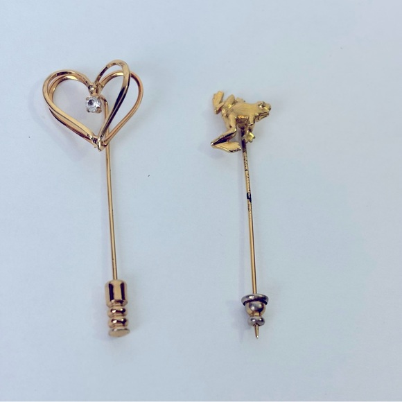 Stick Pin Vintage Set of 2 Gold Tone - Picture 1 of 6